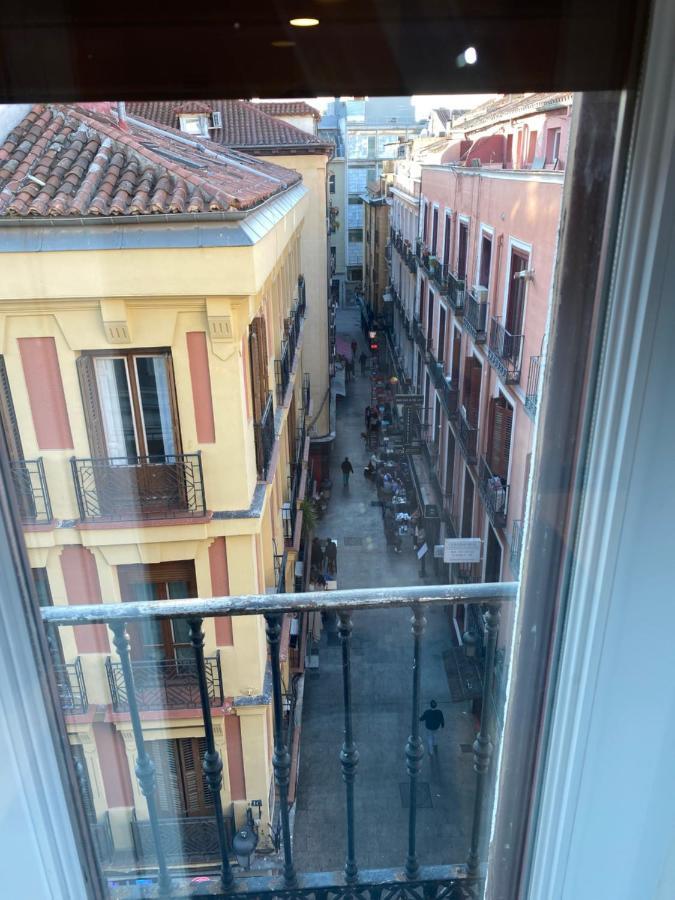 Hostal Alaska Madrid Extérieur photo