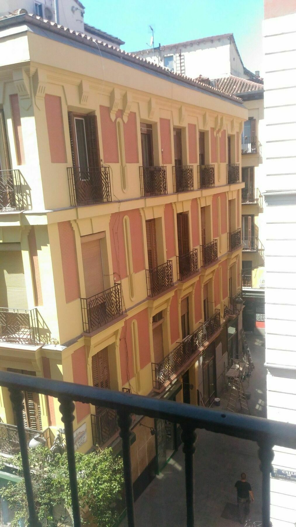 Hostal Alaska Madrid Extérieur photo